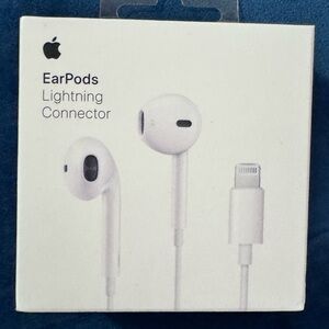 Apple Ear buds with lightening connector. New in box.